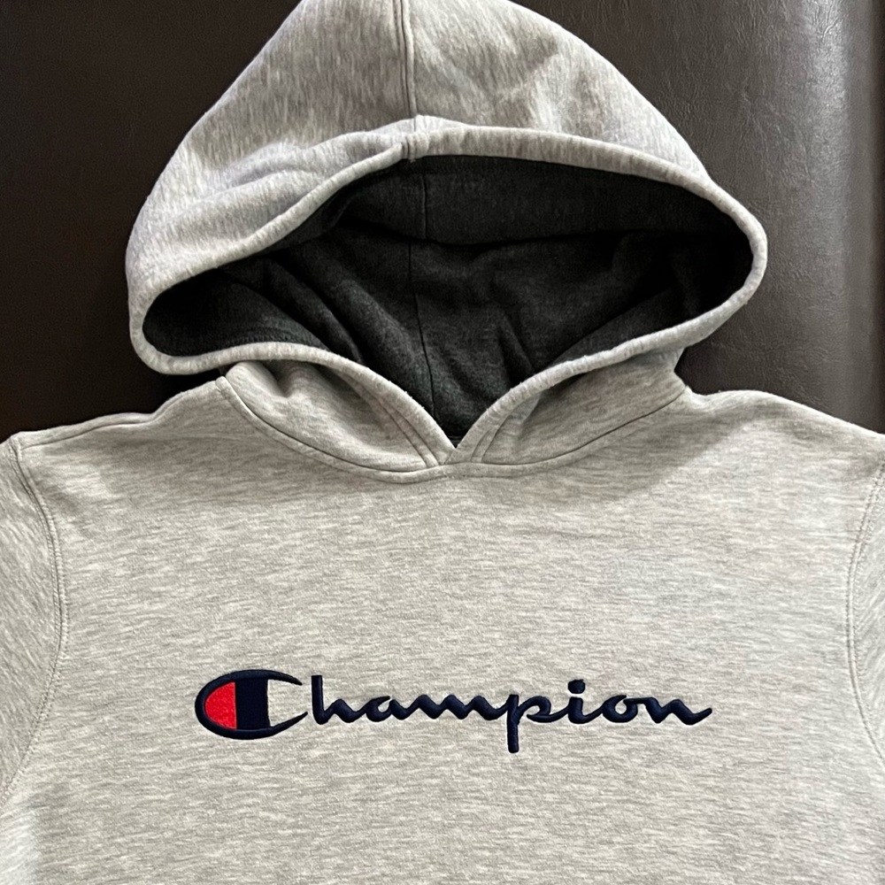 Boys Champion Hoodie Size XL